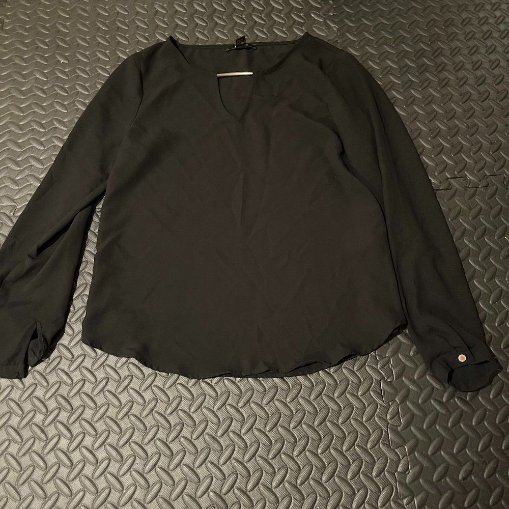 Forever 21 black long sleeve blouse S